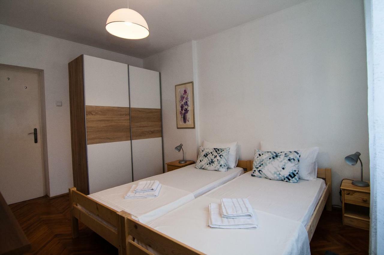 New Renovated Apartment 15 Min From Beach On Foot Pola Esterno foto