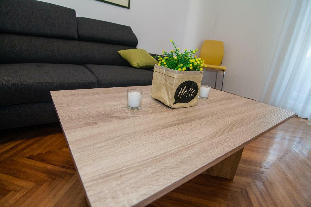 New Renovated Apartment 15 Min From Beach On Foot Pola Esterno foto